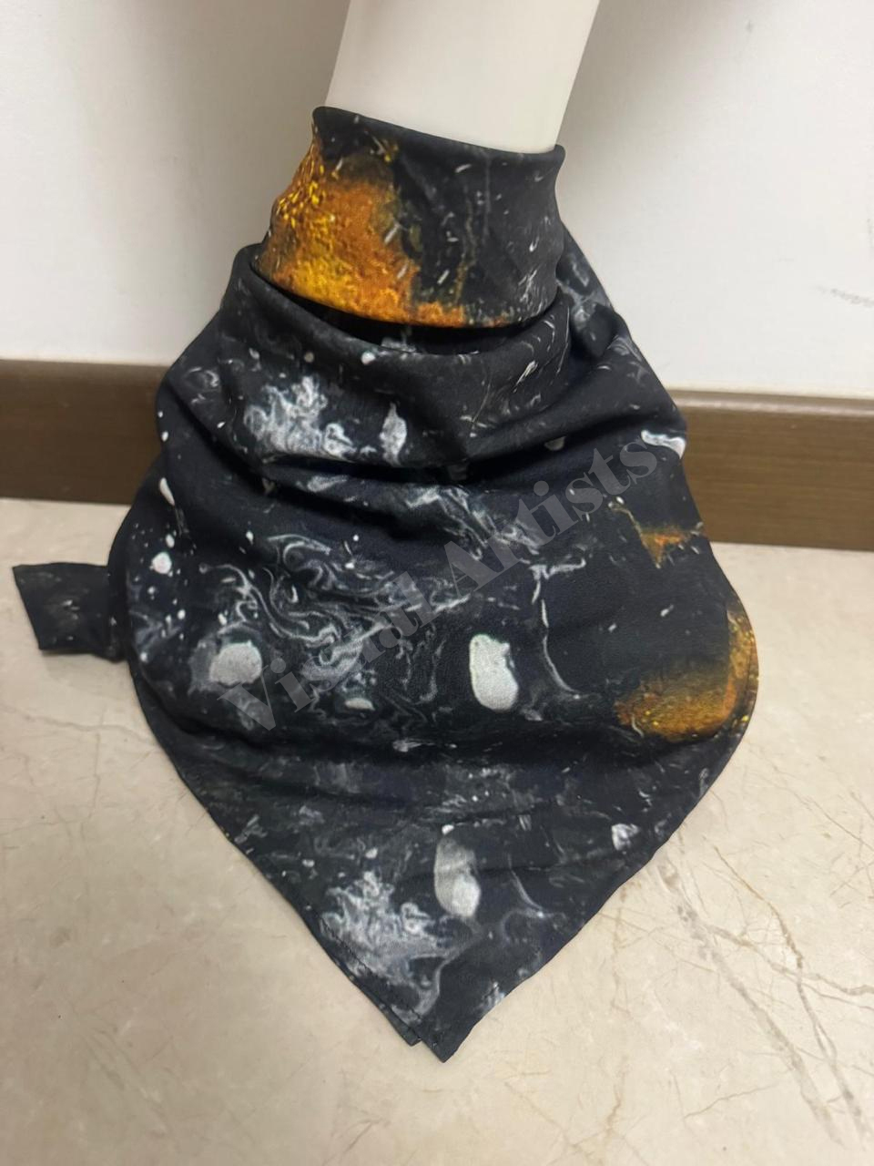 OnyxGold - 27 x 27 inches, (American crepe)